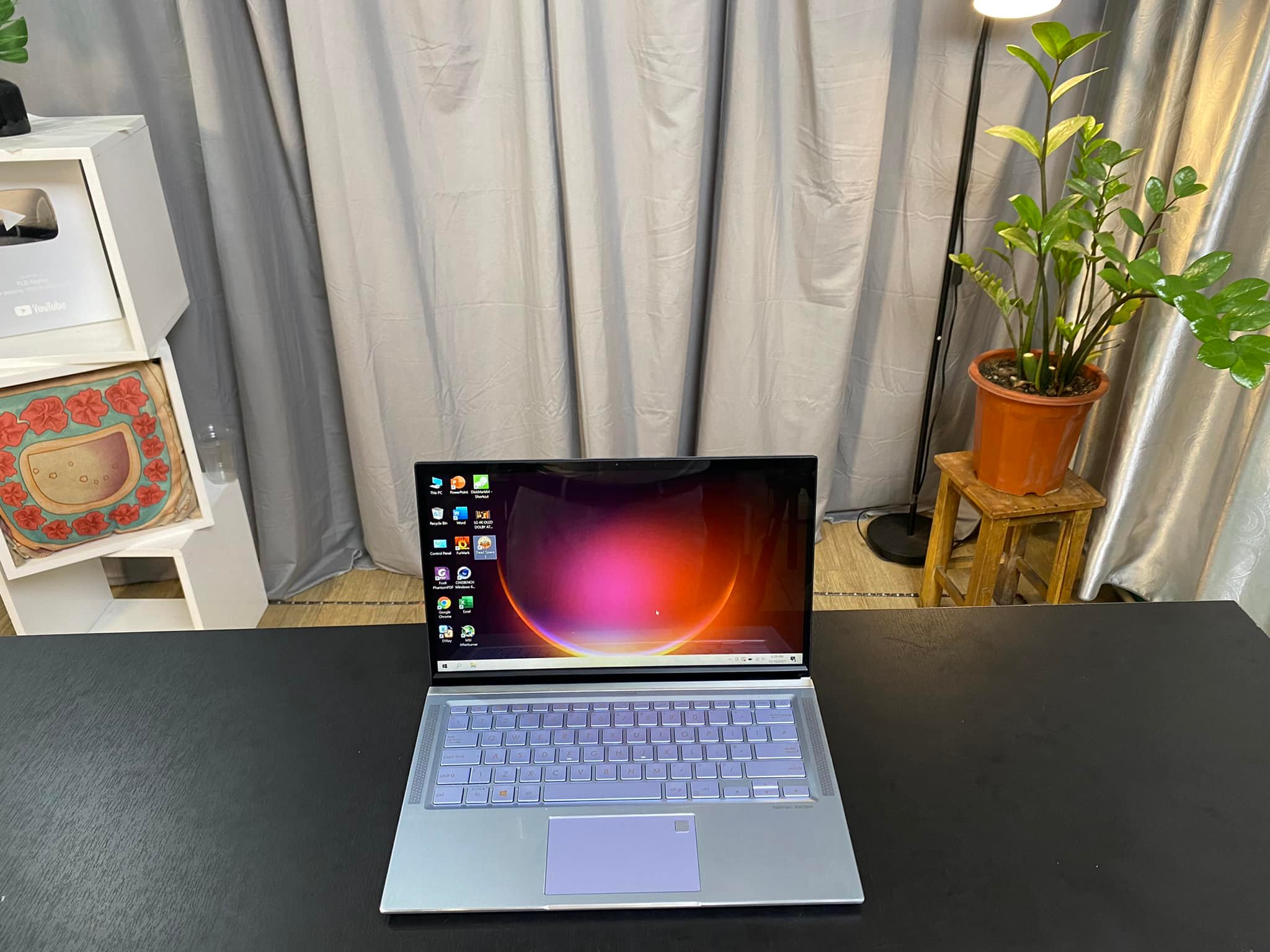 Laptop Asus Zenbook UX431F.jpeg